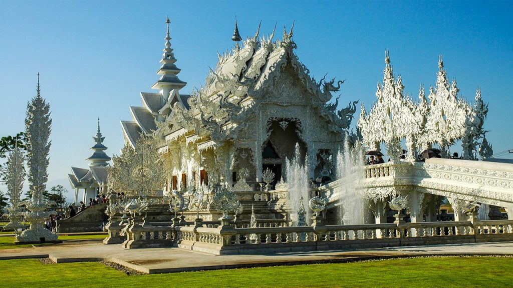 White temple, Chiang rai, best places to visit in Thailand